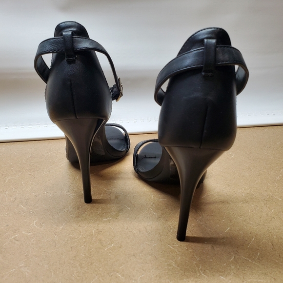 Black High Heels 8.5 - Picture 4 of 8